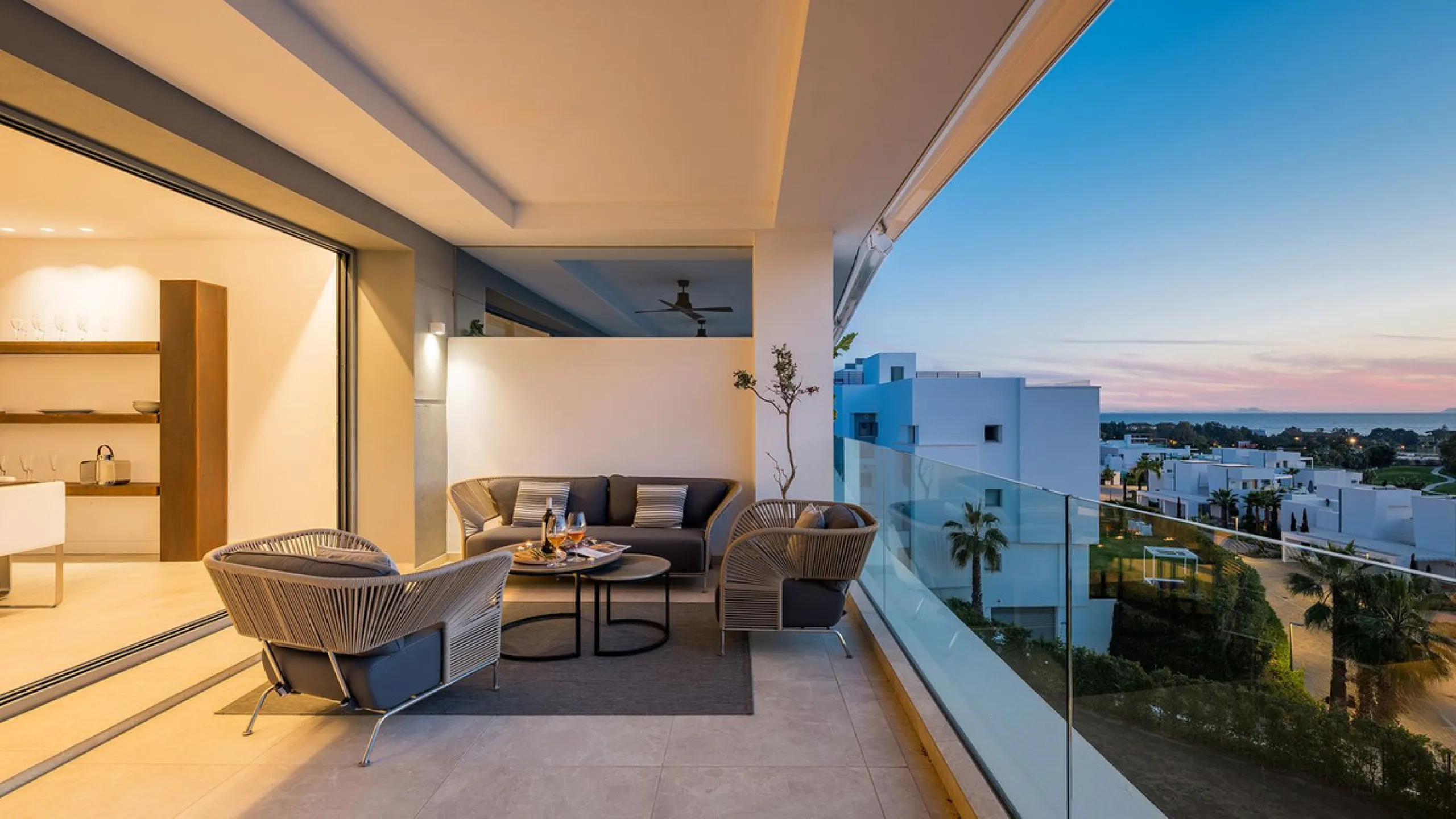 STUNNING 4-BEDROOM APARTMENT WITH PANORAMIC VIEWS | SANTA CLARA, MARBELLA | 1.895.000€