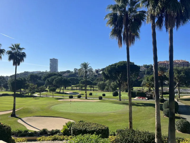 STUNNING 4-BEDROOM APARTMENT WITH PANORAMIC VIEWS | SANTA CLARA, MARBELLA | 1.895.000€