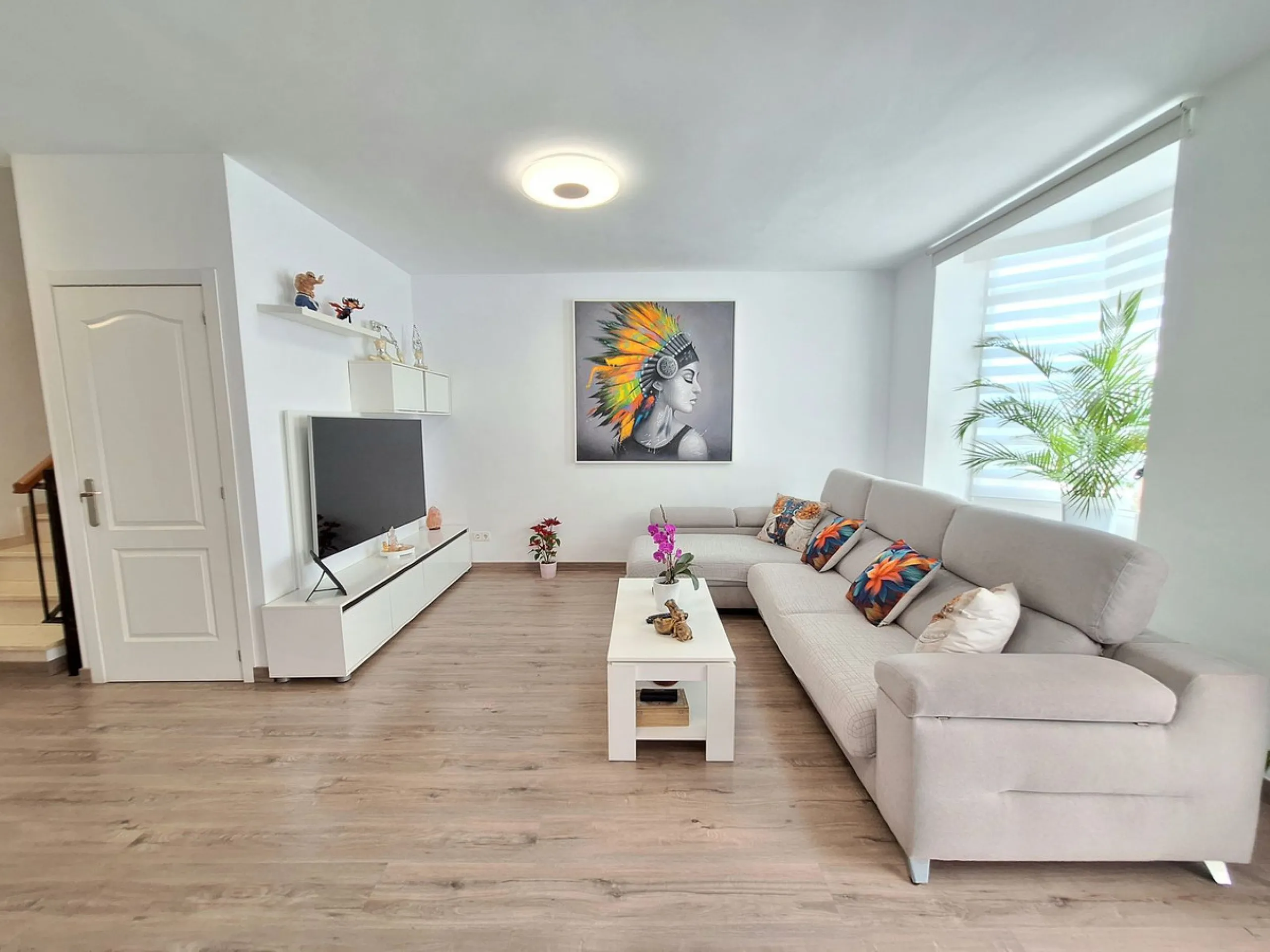 House - Townhouse в продаже в Estepona, Málaga. В доме 3 спален и 2 ванных комнат. Площадь дома 155 м²