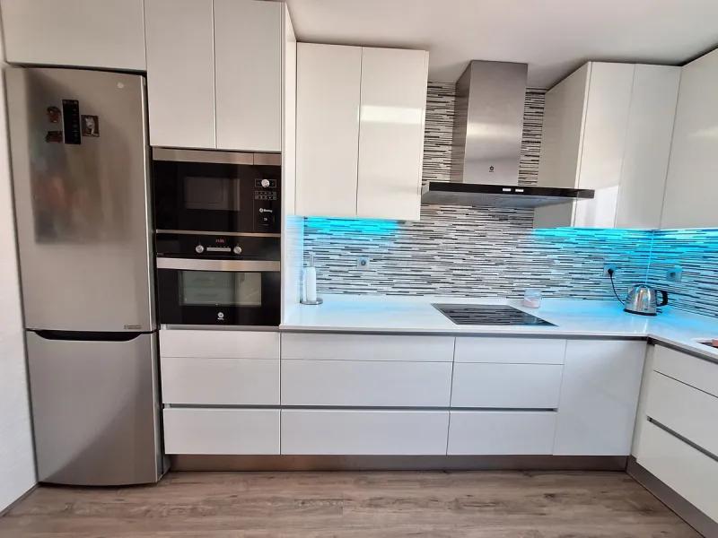 House - Townhouse в продаже в Estepona, Málaga. В доме 3 спален и 2 ванных комнат. Площадь дома 155 м²