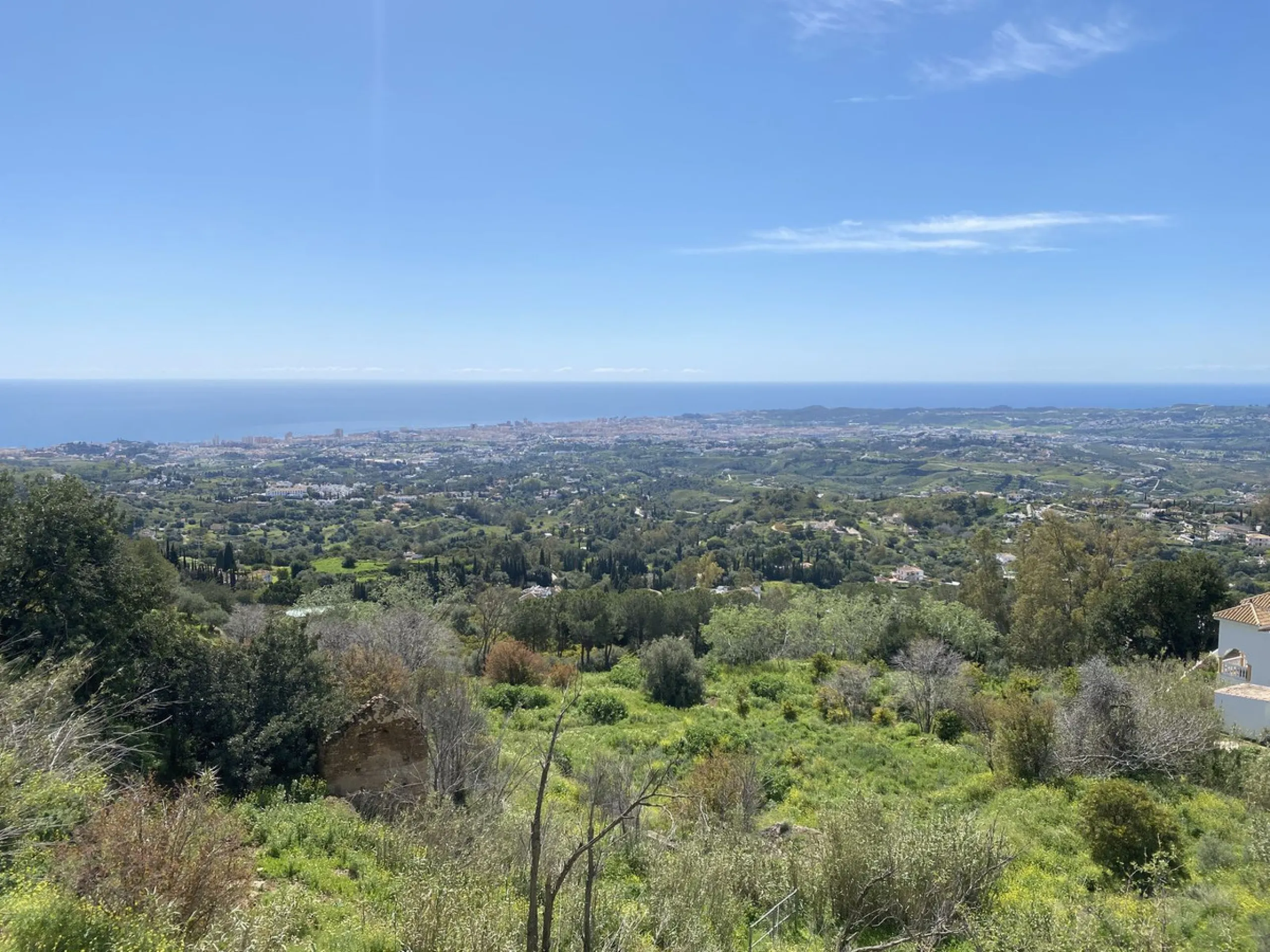 Three prime development plots totalling 6,100 sqm, offering breathtaking views near Mijas Pueblo, are available for sale.