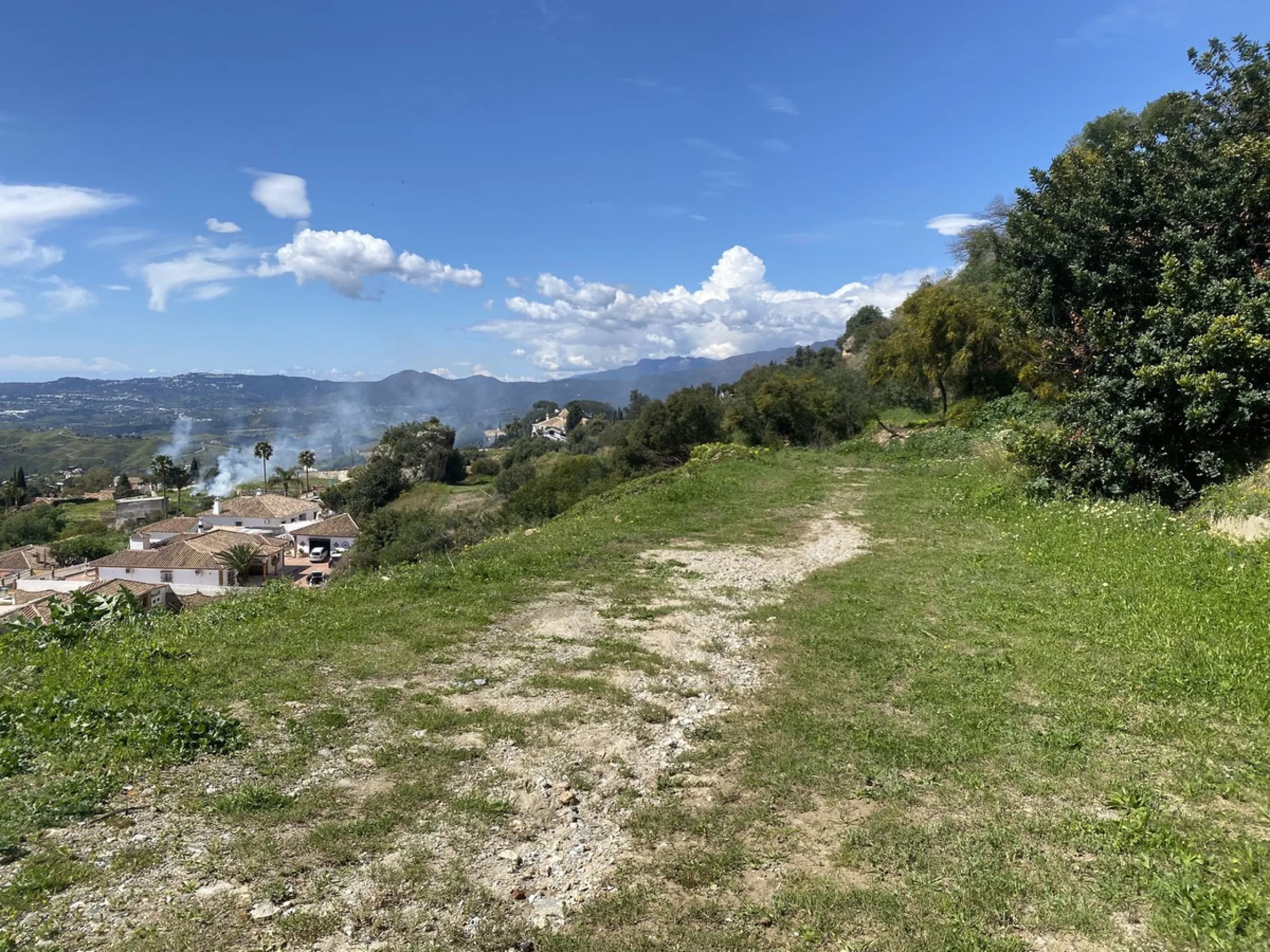 Three prime development plots totalling 6,100 sqm, offering breathtaking views near Mijas Pueblo, are available for sale.
