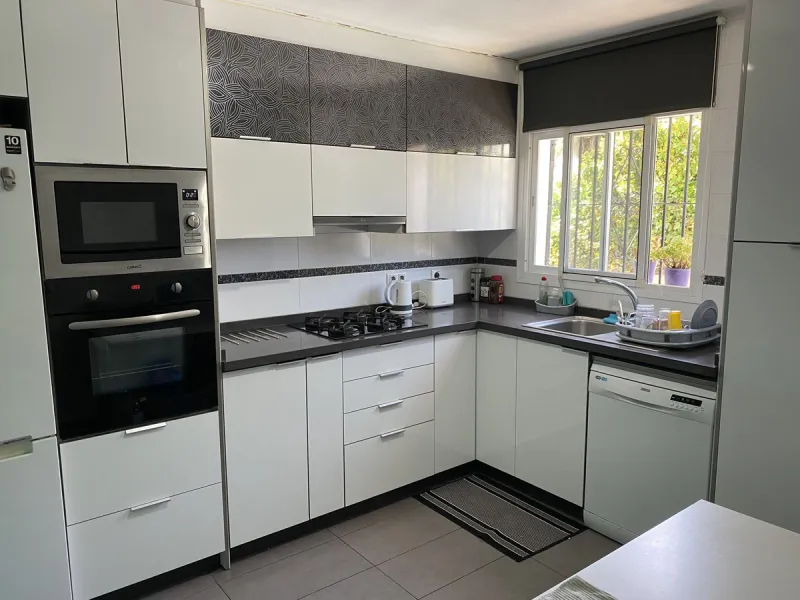 House - Townhouse в продаже в Mijas, Málaga. В доме 3 спален и 2 ванных комнат. Площадь дома 151 м²