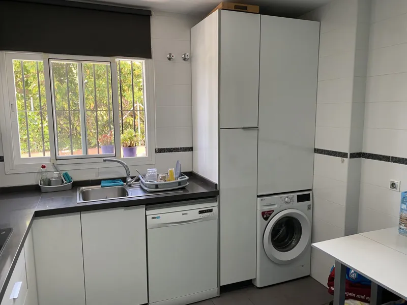 House - Townhouse в продаже в Mijas, Málaga. В доме 3 спален и 2 ванных комнат. Площадь дома 151 м²
