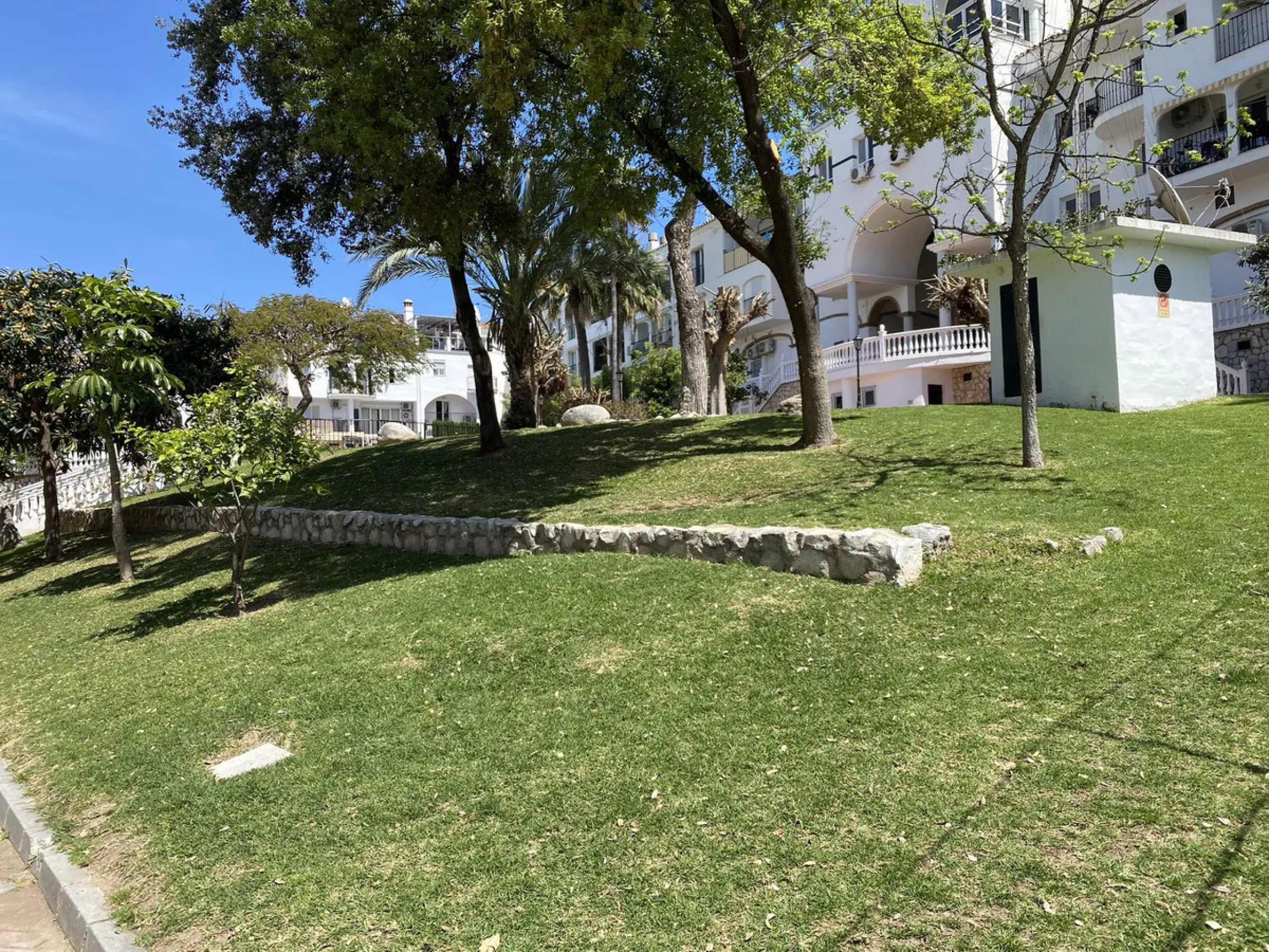 House - Townhouse в продаже в Mijas, Málaga. В доме 3 спален и 2 ванных комнат. Площадь дома 151 м²