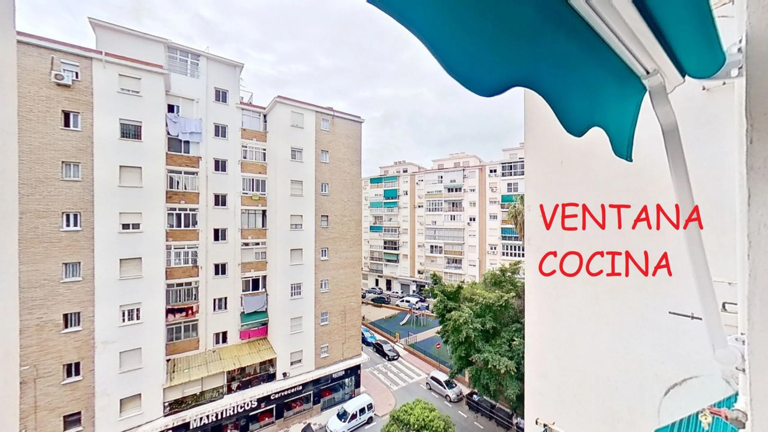 Apartment - Middle Floor Apartment в продаже в Málaga, Málaga. В доме 3 спален и 1 ванных комнат. Площадь дома 73 м²