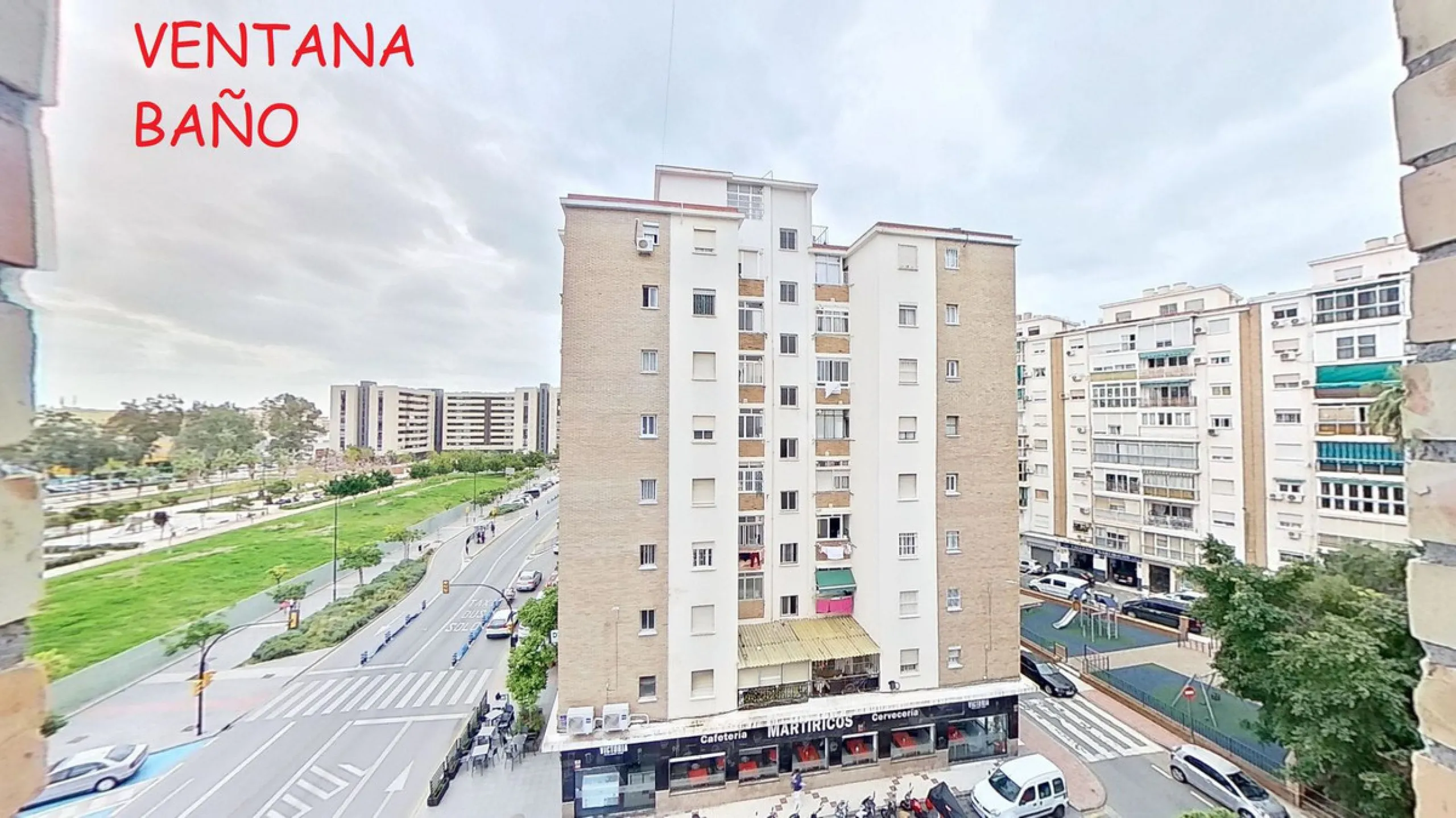 Apartment - Middle Floor Apartment в продаже в Málaga, Málaga. В доме 3 спален и 1 ванных комнат. Площадь дома 73 м²