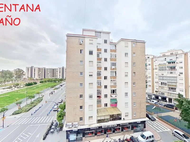 Apartment - Middle Floor Apartment в продаже в Málaga, Málaga. В доме 3 спален и 1 ванных комнат. Площадь дома 73 м²