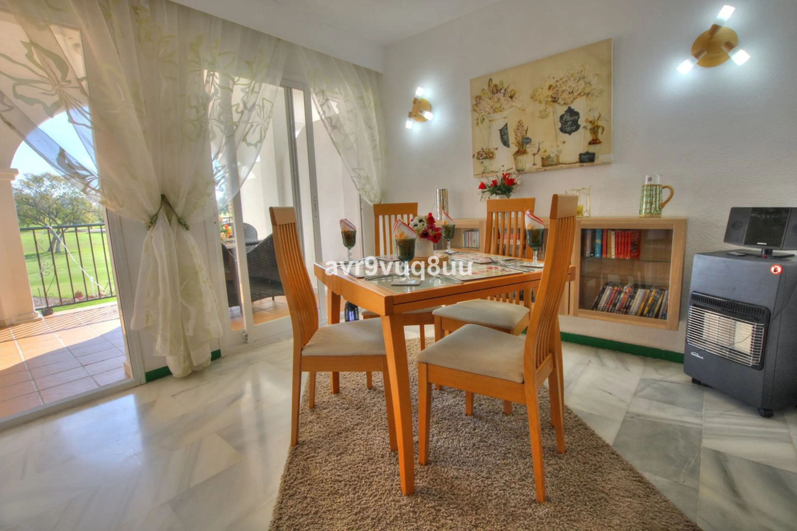 Apartment - Middle Floor Apartment в продаже в Mijas, Málaga. В доме 2 спален и 2 ванных комнат. Площадь дома 75 м². Площадь участка 152 м²