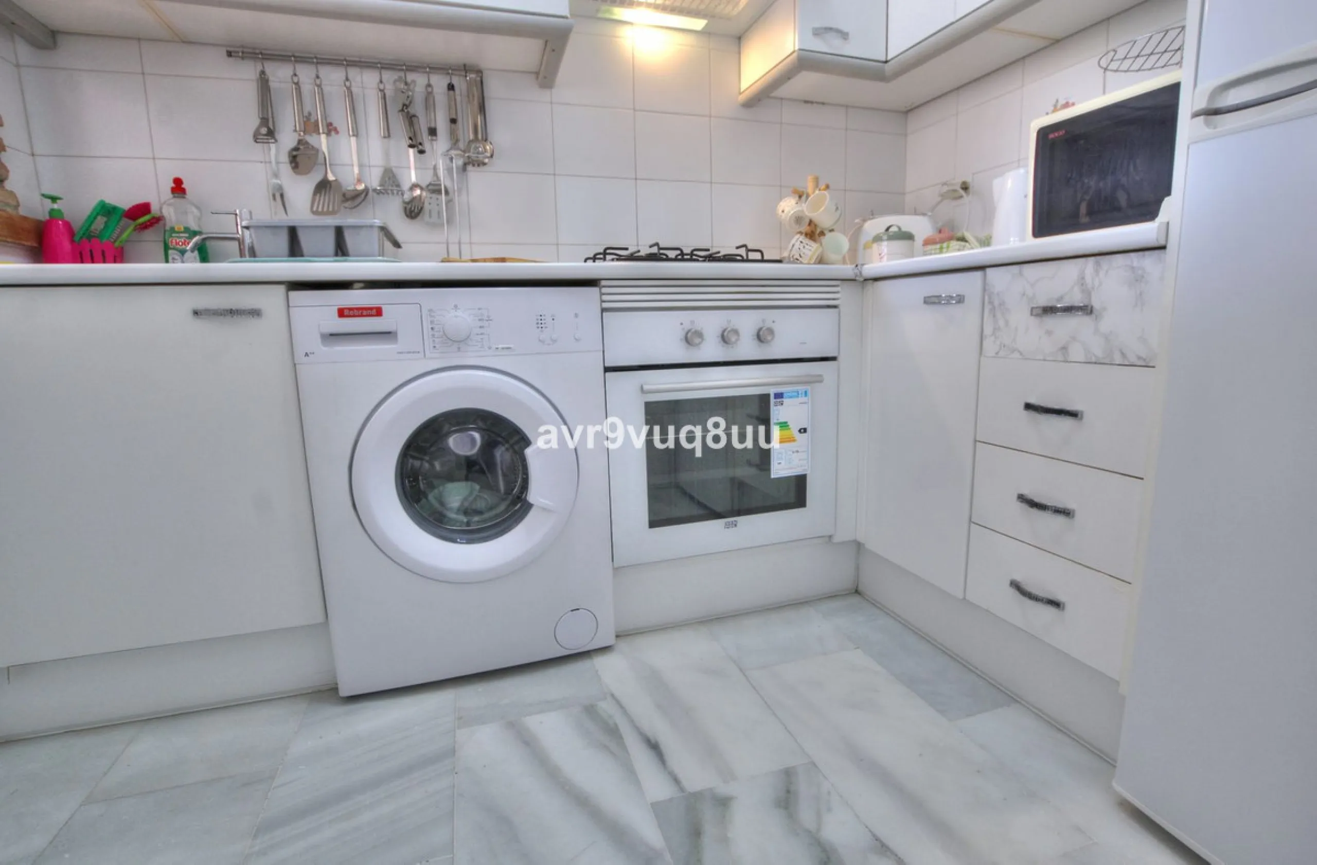Apartment - Middle Floor Apartment в продаже в Mijas, Málaga. В доме 2 спален и 2 ванных комнат. Площадь дома 75 м². Площадь участка 152 м²