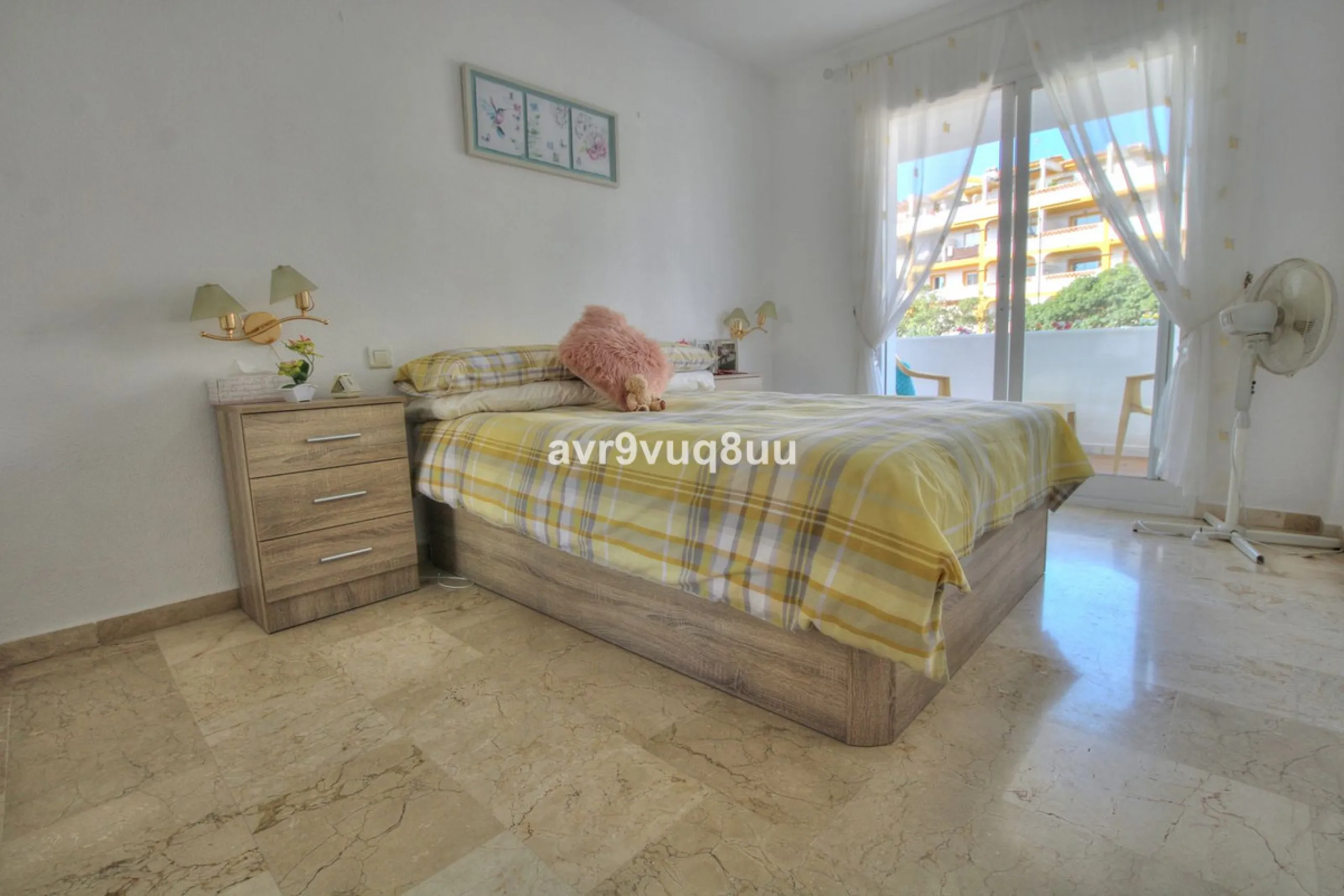 Apartment - Middle Floor Apartment в продаже в Mijas, Málaga. В доме 2 спален и 2 ванных комнат. Площадь дома 75 м². Площадь участка 152 м²