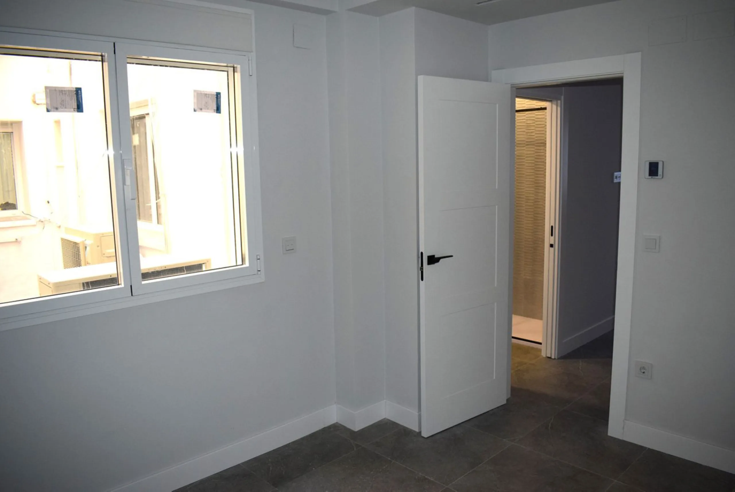 Middle Floor Apartment, Málaga Historic Centre calle Larios area, Costa del Sol.