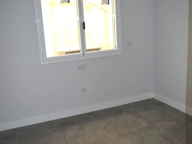 Middle Floor Apartment, Málaga Historic Centre calle Larios area, Costa del Sol.