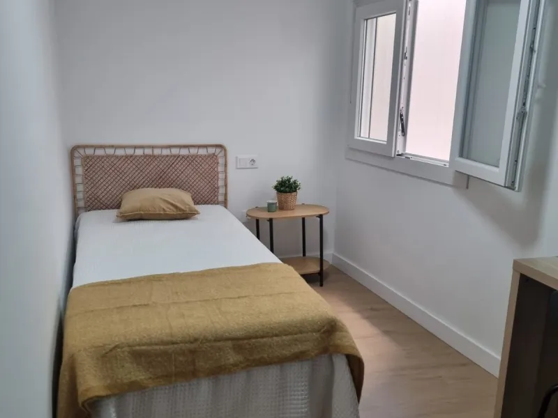 Floor 6 Apartment, Málaga Centre Victoria area, Costa del Sol.