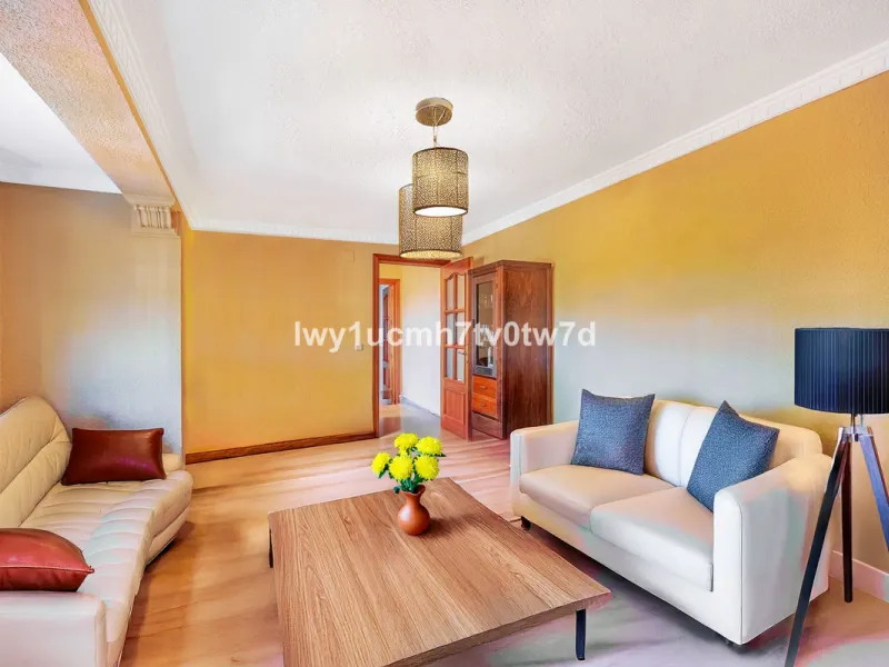 MAGNIFICENT CORNER HOUSE WITH SEA VIEWS AND A 10-MINUTE WALK TO THE CITY CENTRE