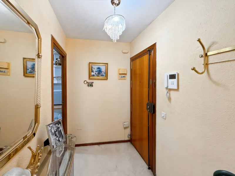 Imagine waking up every morning to the sea breeze on your skin. Living just 200 meters from the beach, in one of Málaga's most authentic—and up-and-coming—neighborhoods. Welcome to your new home on Héroes de Sostoa Street, in vibrant Perchel Sur: a place 