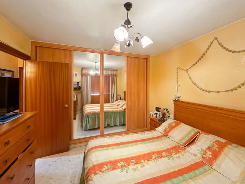 Imagine waking up every morning to the sea breeze on your skin. Living just 200 meters from the beach, in one of Málaga's most authentic—and up-and-coming—neighborhoods. Welcome to your new home on Héroes de Sostoa Street, in vibrant Perchel Sur: a place 