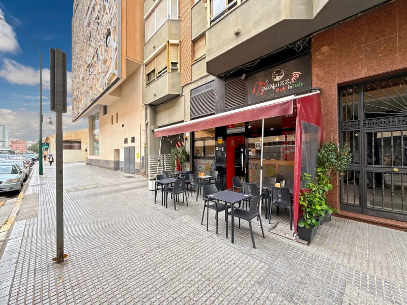 Imagine waking up every morning to the sea breeze on your skin. Living just 200 meters from the beach, in one of Málaga's most authentic—and up-and-coming—neighborhoods. Welcome to your new home on Héroes de Sostoa Street, in vibrant Perchel Sur: a place 