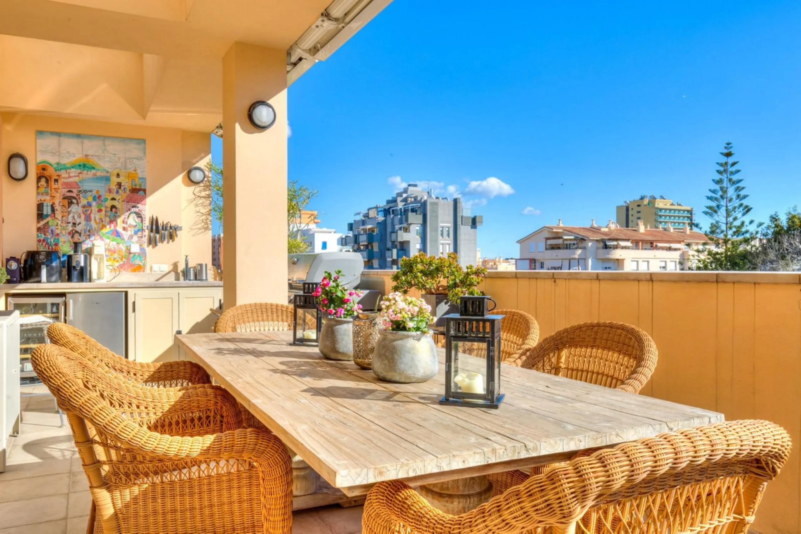 Luxury penthouse in the heart of Fuengirola with spectacular 64 m² terrace