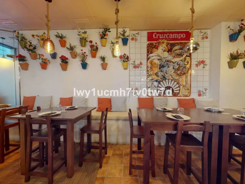Commercial - Restaurant в продаже в Málaga, Málaga. Площадь дома 137 м²