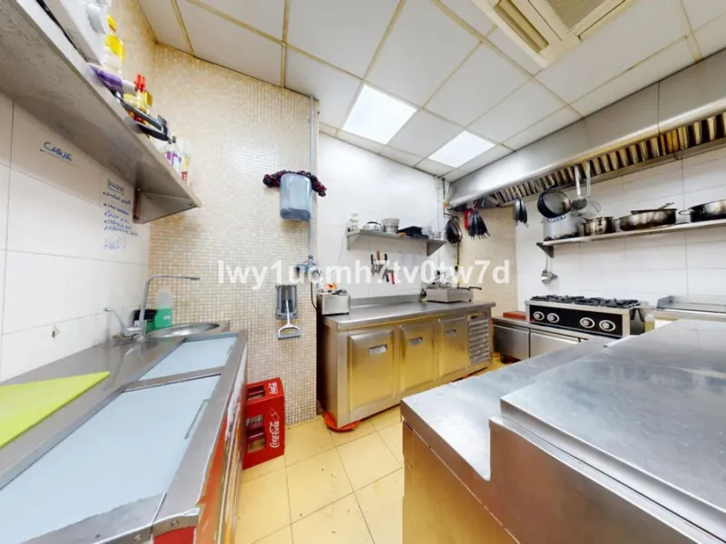Commercial - Restaurant в продаже в Málaga, Málaga. Площадь дома 137 м²