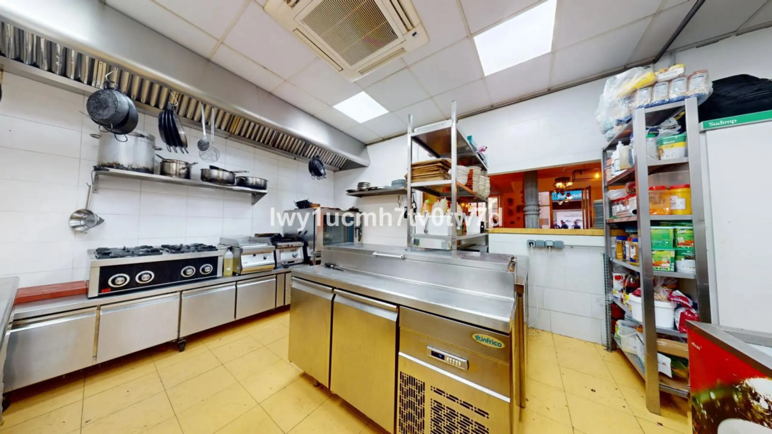 Commercial - Restaurant в продаже в Málaga, Málaga. Площадь дома 137 м²