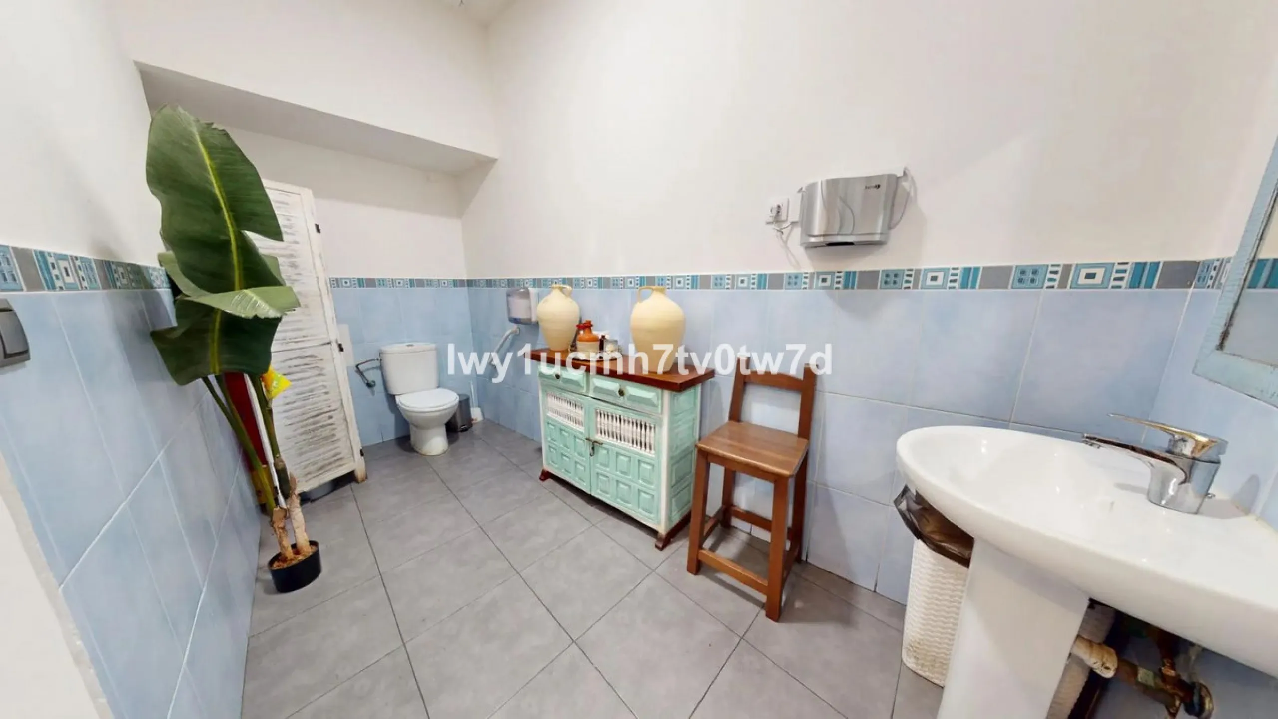 Commercial - Restaurant в продаже в Málaga, Málaga. Площадь дома 137 м²
