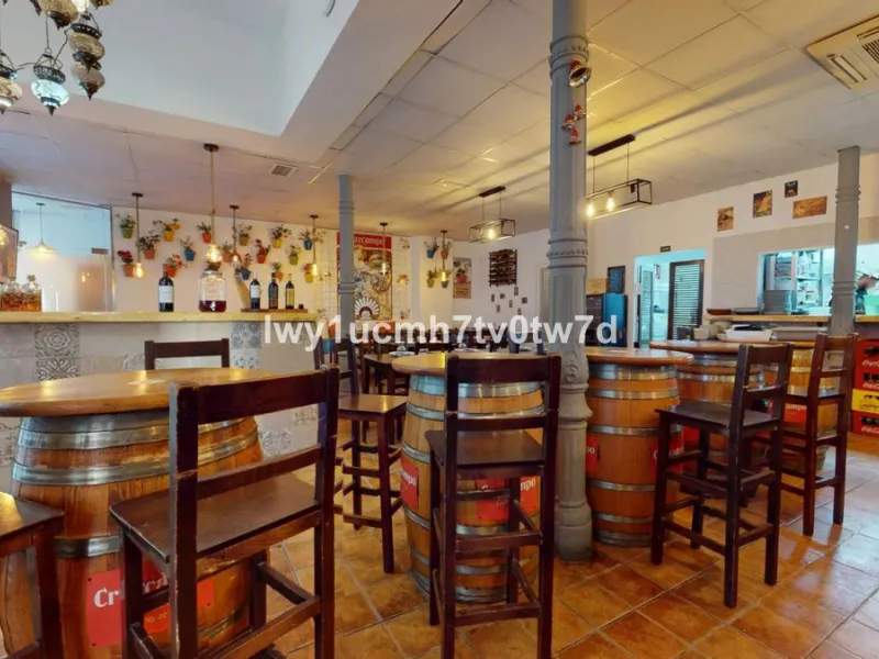Commercial - Restaurant в продаже в Málaga, Málaga. Площадь дома 137 м²