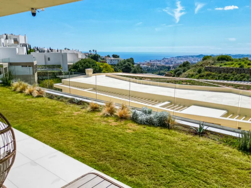 Apartment - Ground Floor Apartment в продаже в Fuengirola, Málaga. В доме 3 спален и 2 ванных комнат. Площадь дома 312 м²