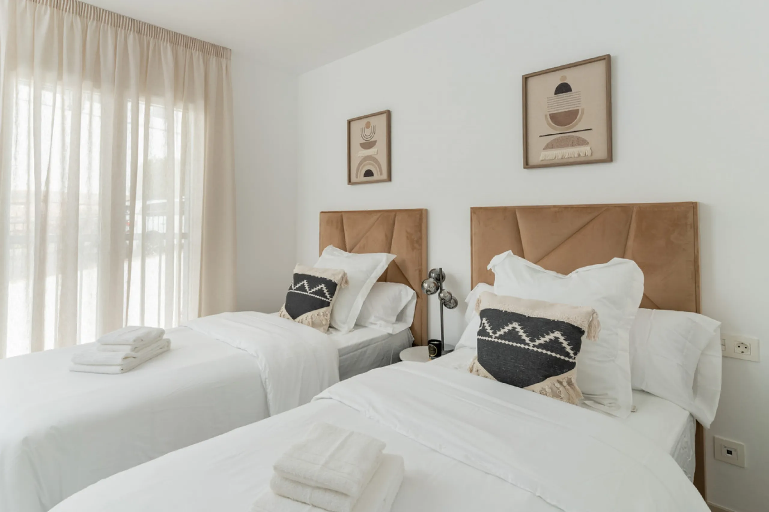 Apartment - Penthouse Duplex в продаже в Benahavís, Málaga. В доме 2 спален и 2 ванных комнат. Площадь дома 108 м²