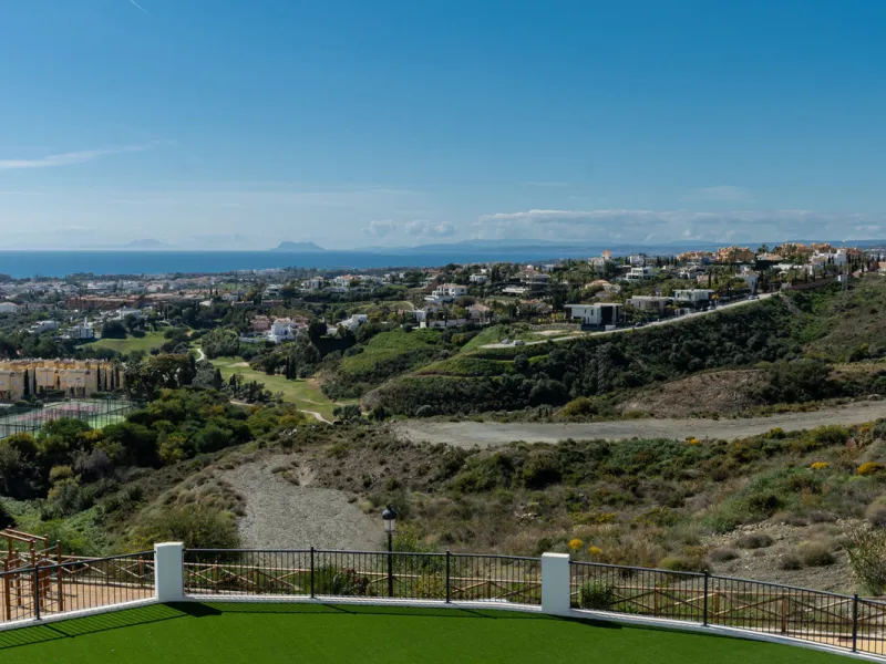 Apartment - Penthouse Duplex в продаже в Benahavís, Málaga. В доме 2 спален и 2 ванных комнат. Площадь дома 108 м²