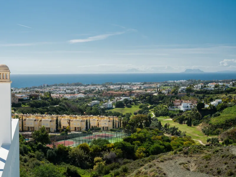 Apartment - Penthouse Duplex в продаже в Benahavís, Málaga. В доме 2 спален и 2 ванных комнат. Площадь дома 108 м²