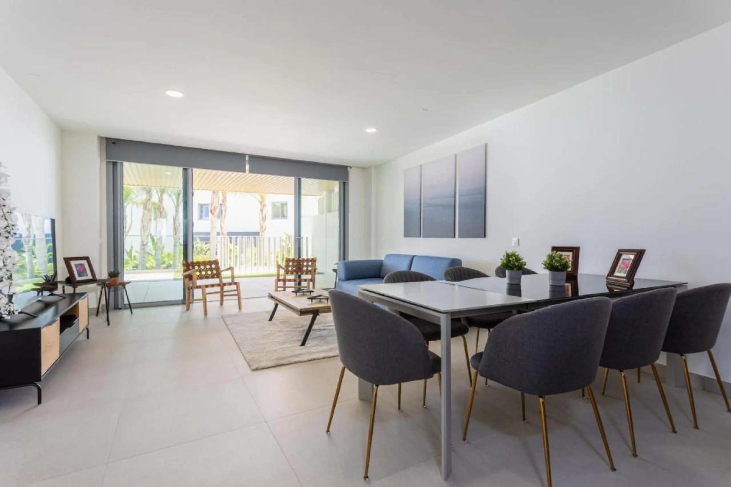 Apartment - Ground Floor Apartment в продаже в Mijas, Málaga. В доме 2 спален и 2 ванных комнат. Площадь дома 122 м². Площадь участка 10 м²