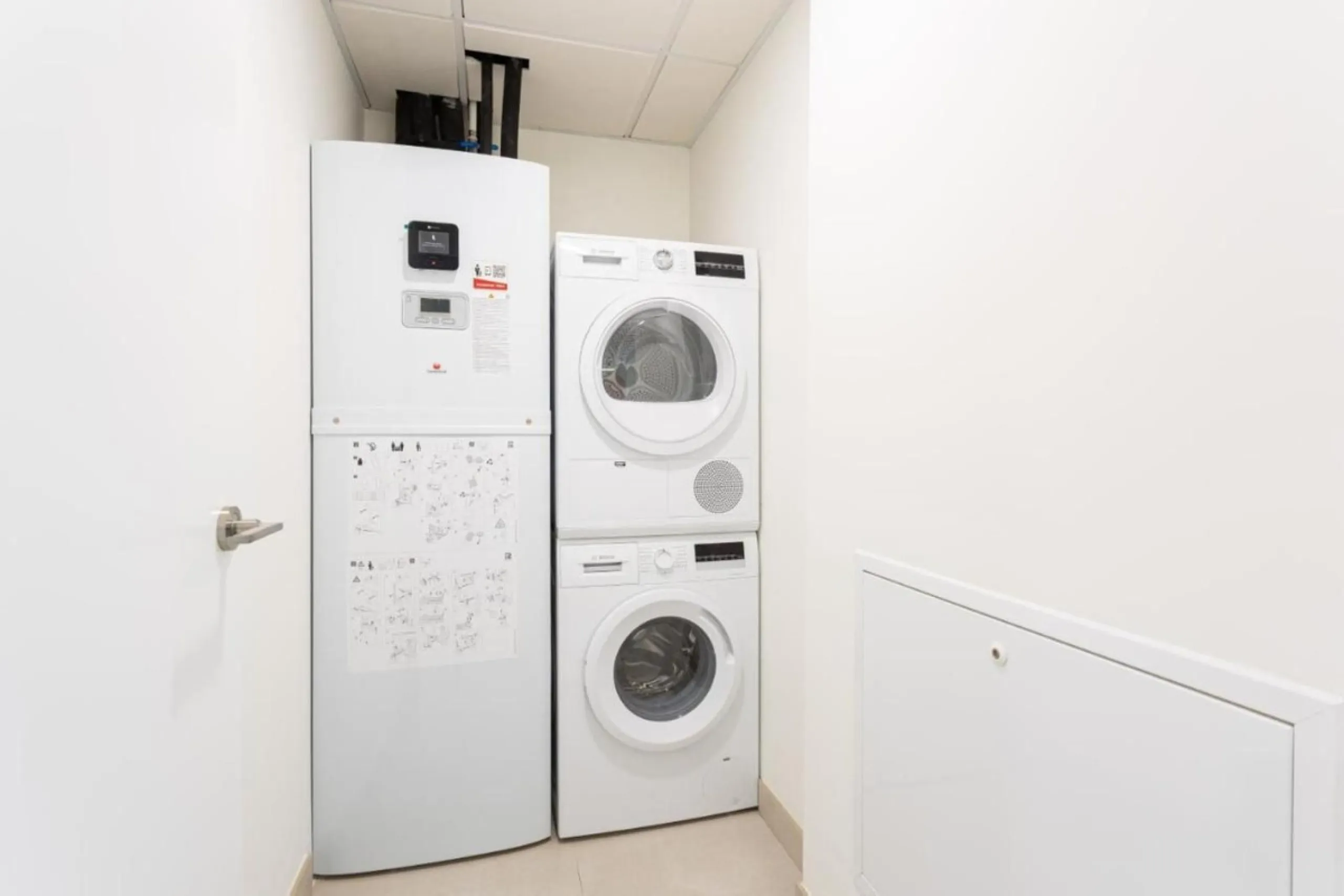 Apartment - Ground Floor Apartment в продаже в Mijas, Málaga. В доме 2 спален и 2 ванных комнат. Площадь дома 122 м². Площадь участка 10 м²