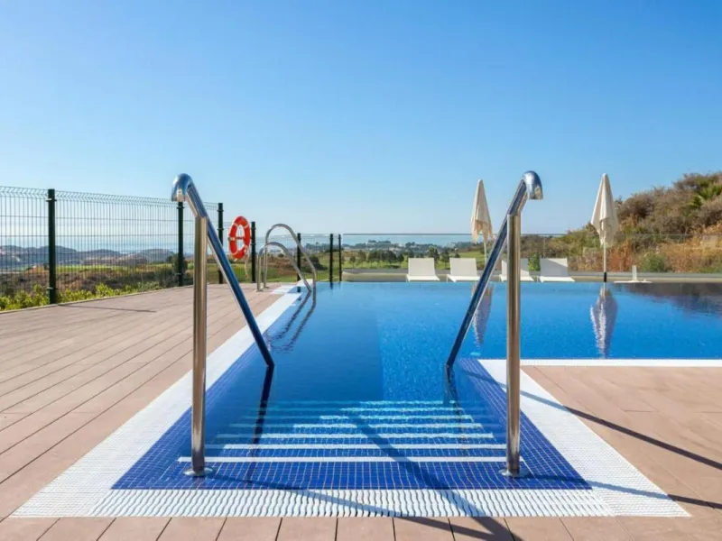 Apartment - Ground Floor Apartment в продаже в Mijas, Málaga. В доме 2 спален и 2 ванных комнат. Площадь дома 122 м². Площадь участка 10 м²