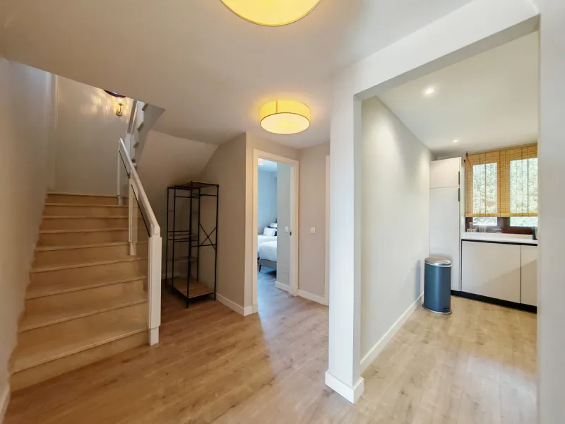 Penthouse for sale in , Benahavis with 3 bedrooms, 3 bathrooms and 1 on suite bathroom, with communal swimming pool, private garage (1 parking spaces) and communal garden. Regarding property dimensions, it has 214 m² built and 83 m² terrace. Has the follo