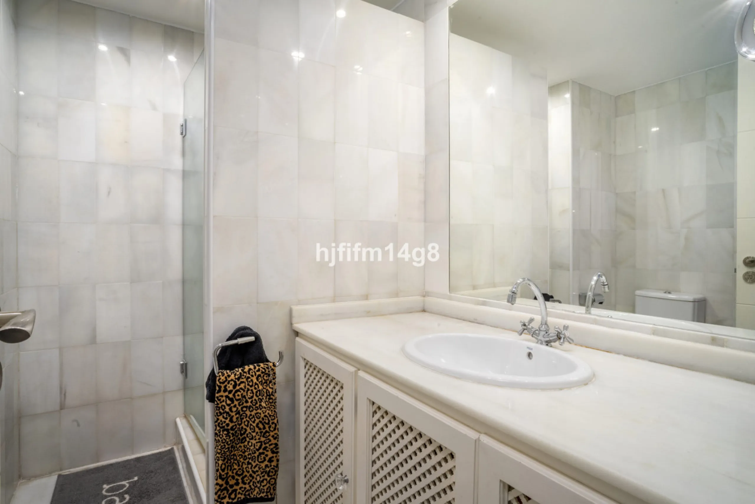 Apartment - Ground Floor Apartment в продаже в Marbella, Málaga. В доме 1 спален и 1 ванных комнат. Площадь дома 73 м²