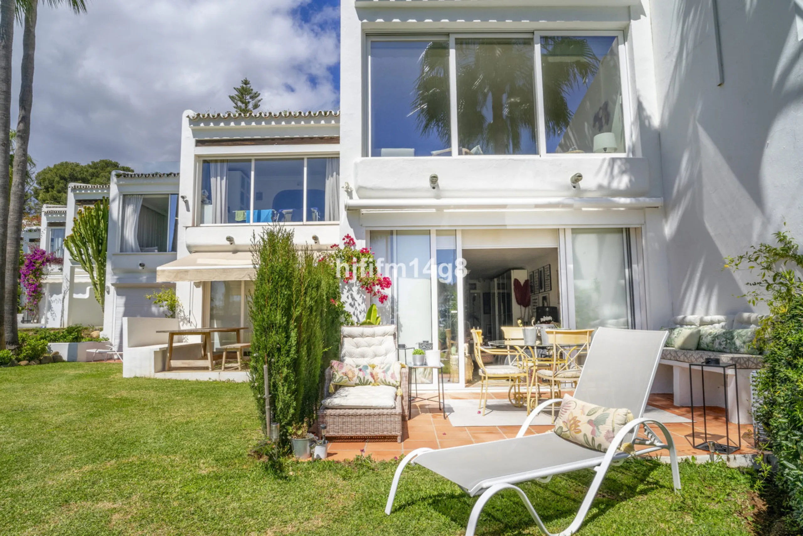 Apartment - Ground Floor Apartment в продаже в Marbella, Málaga. В доме 1 спален и 1 ванных комнат. Площадь дома 73 м²