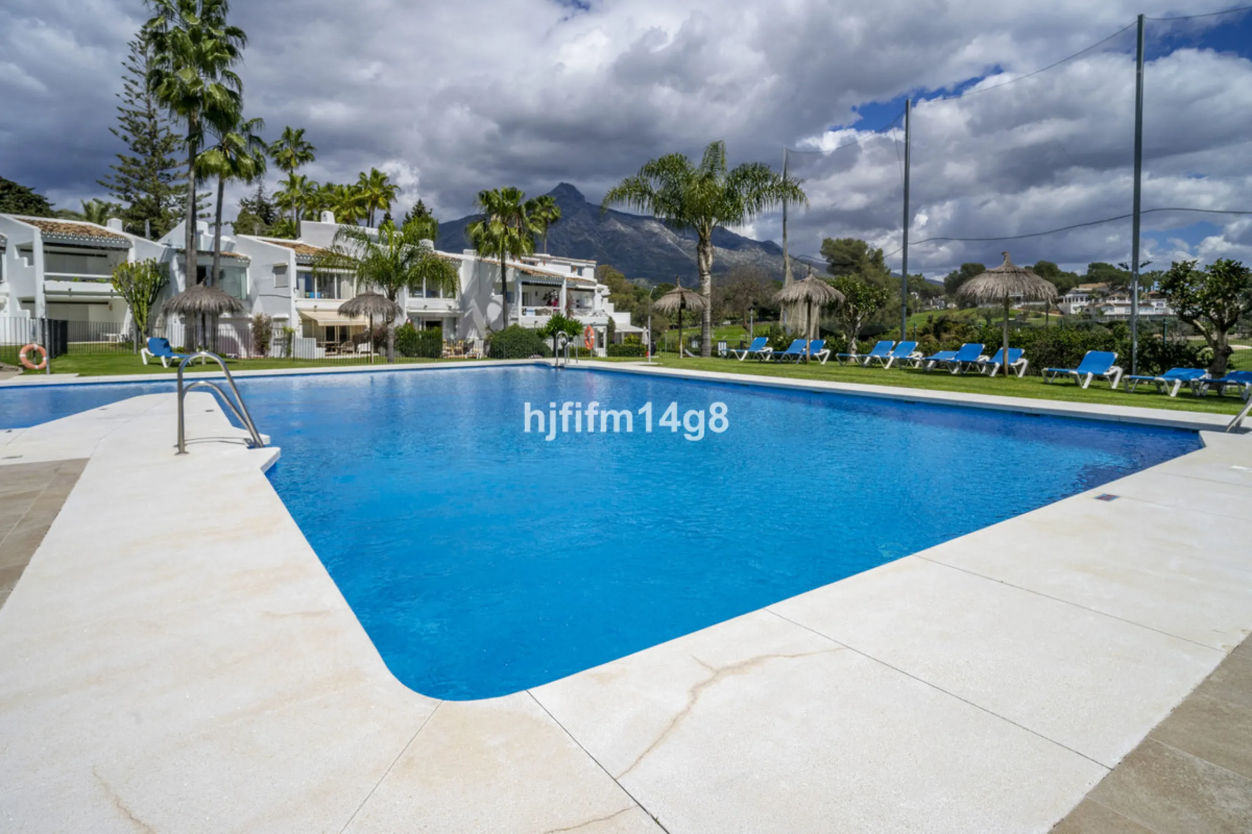 Apartment - Ground Floor Apartment в продаже в Marbella, Málaga. В доме 1 спален и 1 ванных комнат. Площадь дома 73 м²