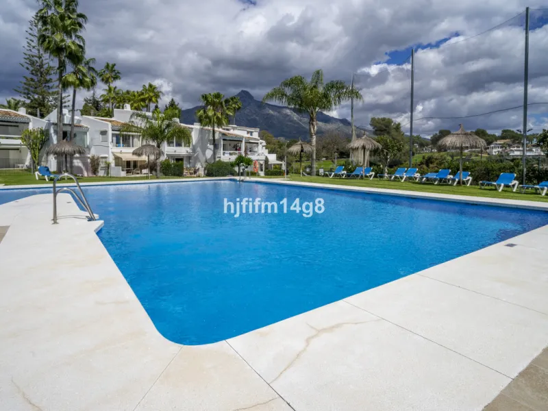 Apartment - Ground Floor Apartment в продаже в Marbella, Málaga. В доме 1 спален и 1 ванных комнат. Площадь дома 73 м²