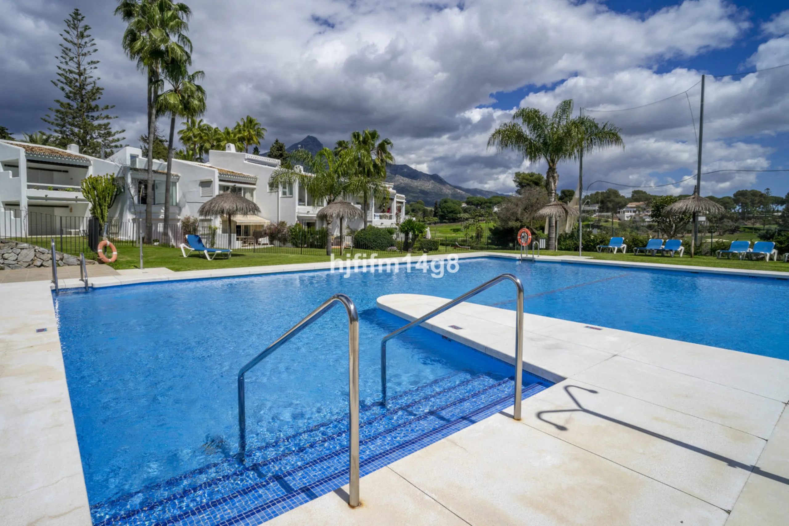 Apartment - Ground Floor Apartment в продаже в Marbella, Málaga. В доме 1 спален и 1 ванных комнат. Площадь дома 73 м²