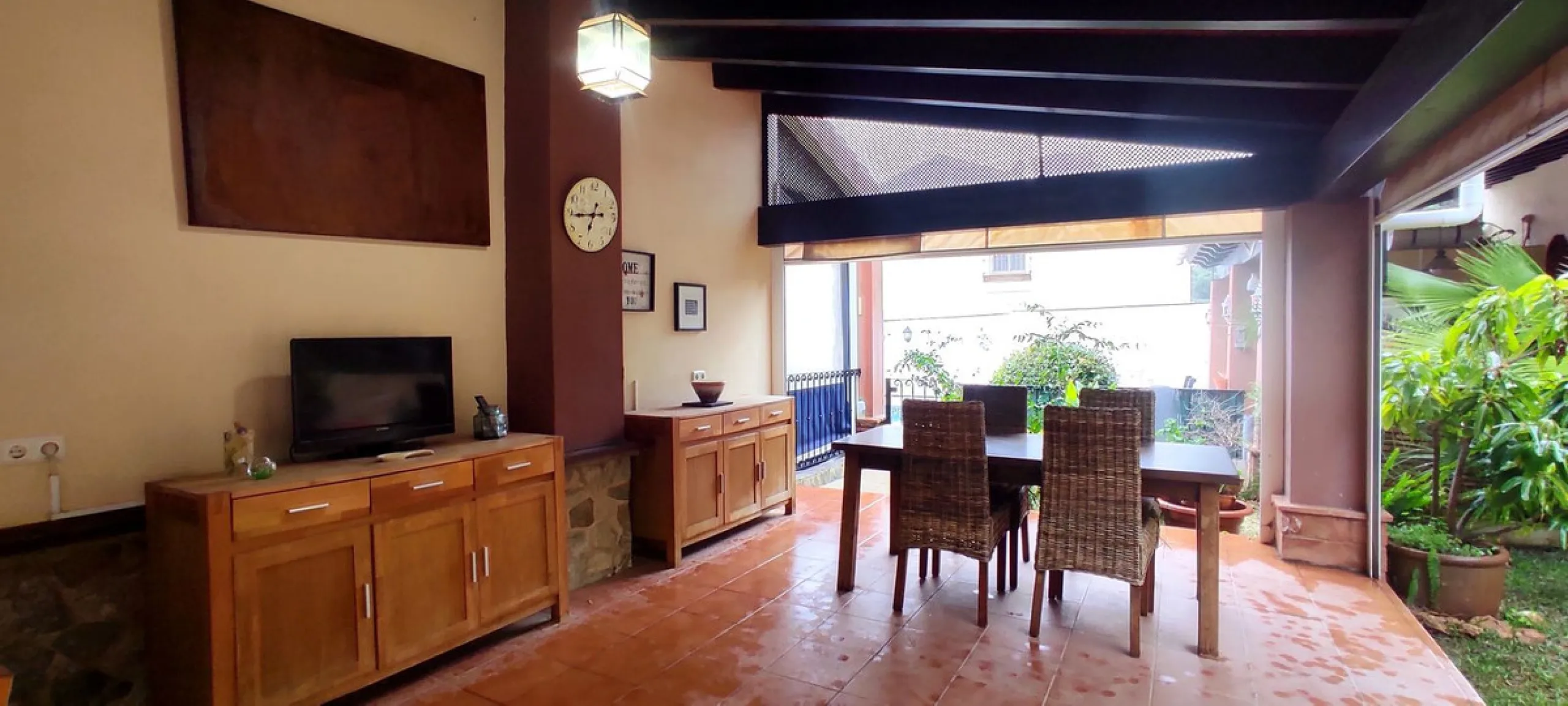 House - Detached Villa в продаже в Alhaurín el Grande, Málaga. В доме 4 спален и 3 ванных комнат. Площадь дома 190 м². Площадь участка 1000 м²