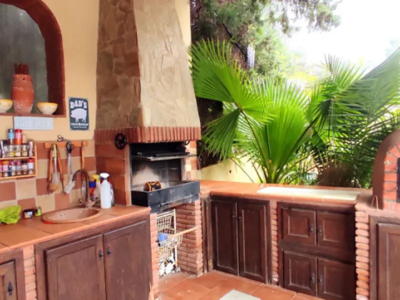 House - Detached Villa в продаже в Alhaurín el Grande, Málaga. В доме 4 спален и 3 ванных комнат. Площадь дома 190 м². Площадь участка 1000 м²