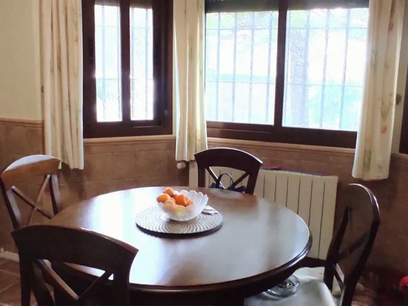 House - Detached Villa в продаже в Alhaurín el Grande, Málaga. В доме 4 спален и 3 ванных комнат. Площадь дома 190 м². Площадь участка 1000 м²