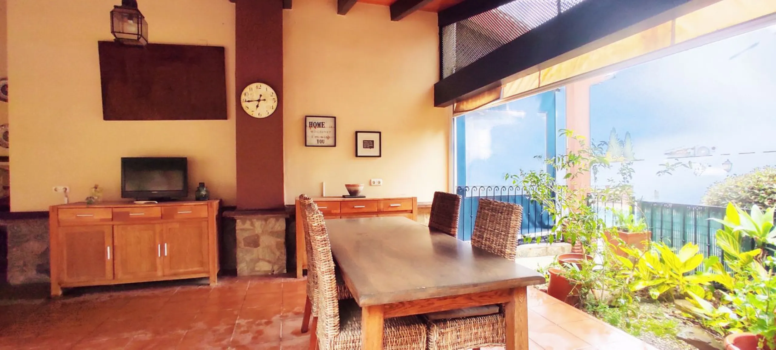 House - Detached Villa в продаже в Alhaurín el Grande, Málaga. В доме 4 спален и 3 ванных комнат. Площадь дома 190 м². Площадь участка 1000 м²