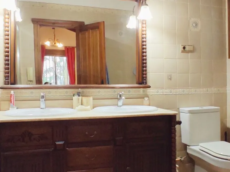 House - Detached Villa в продаже в Alhaurín el Grande, Málaga. В доме 4 спален и 3 ванных комнат. Площадь дома 190 м². Площадь участка 1000 м²