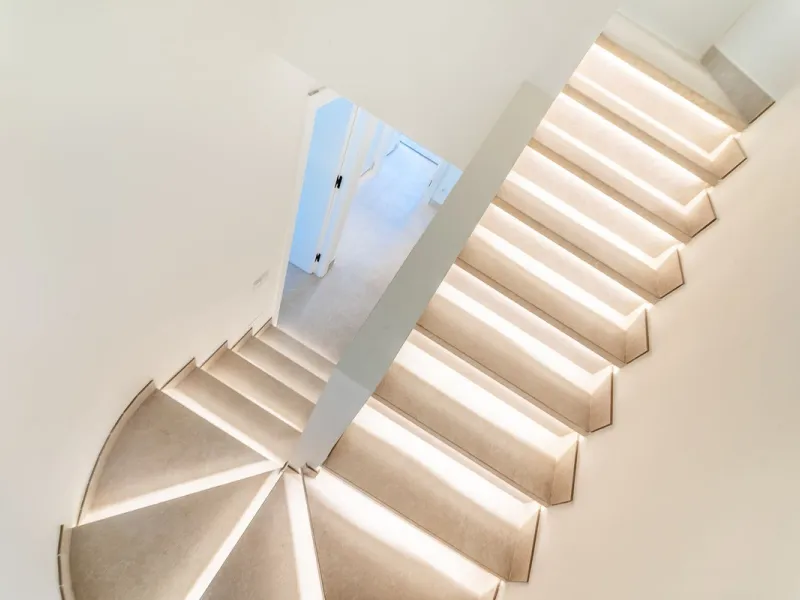 Frontline Beach luxury townhouse completely renovated  in the New Golden Mile