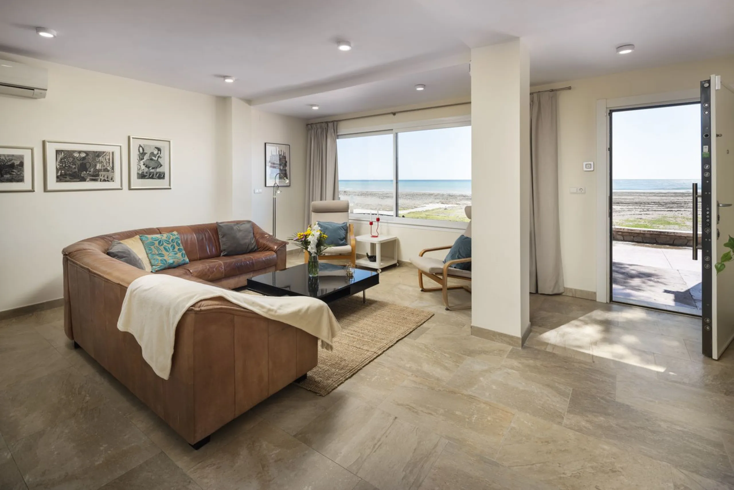 Exclusive Beachfront Home with Unrivalled Sea Views in El Palo, Málaga