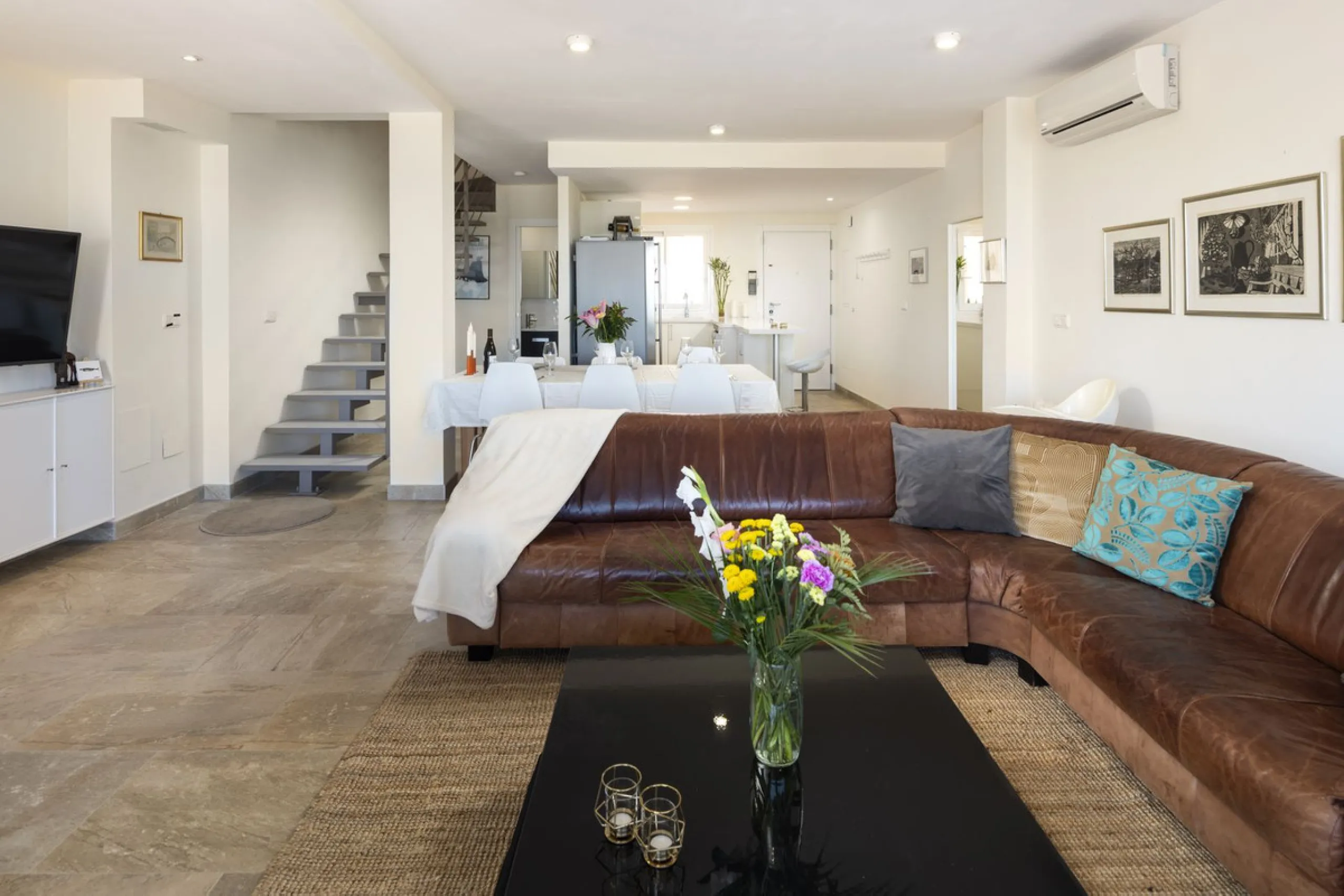 Exclusive Beachfront Home with Unrivalled Sea Views in El Palo, Málaga