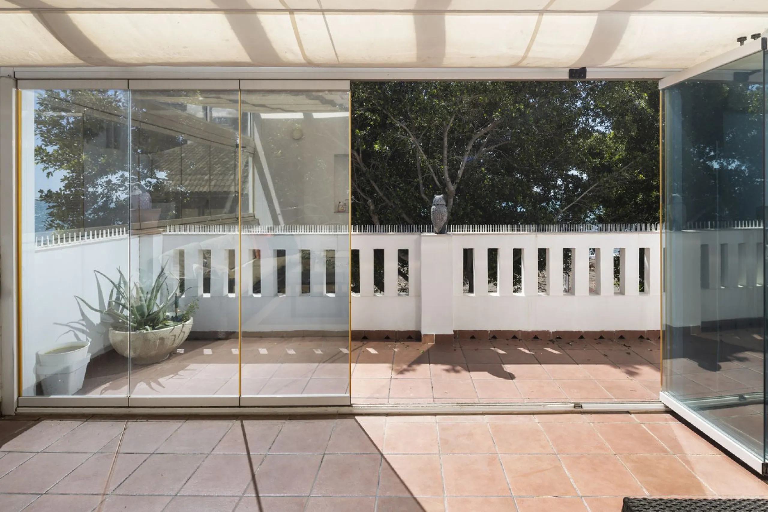 Exclusive Beachfront Home with Unrivalled Sea Views in El Palo, Málaga